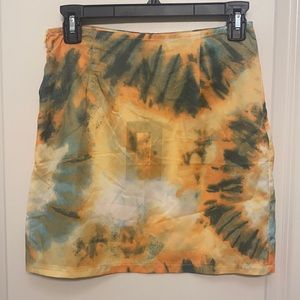 NWT PrettyLittleThing Orange Tie Die Woven Mini Skirt